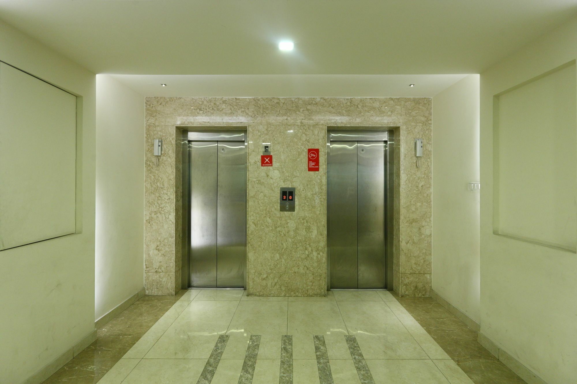 Fabhotel Prime Adore Residency Madras Buitenkant foto